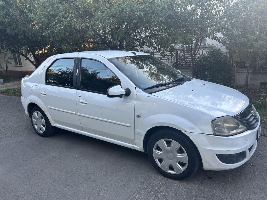 Vand Dacia LOGAN GPL 2010 pret FIX