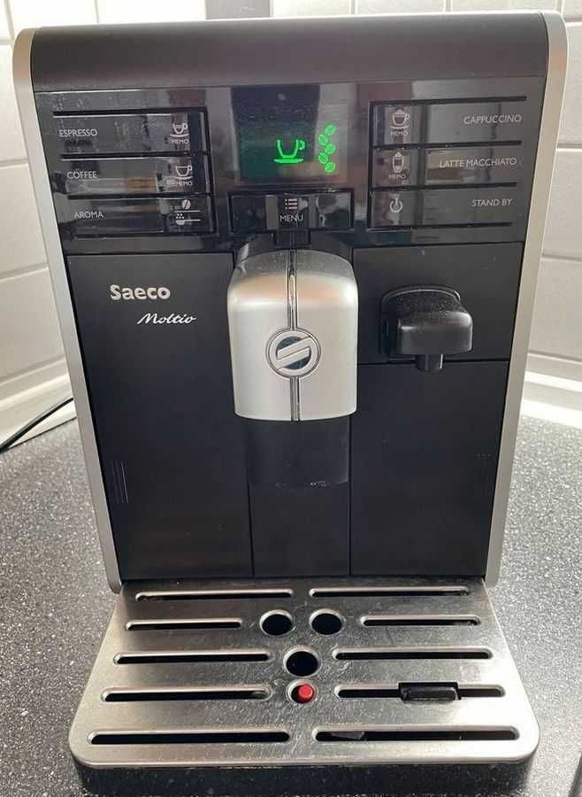Кафемашина Saeco Moltio HD8769