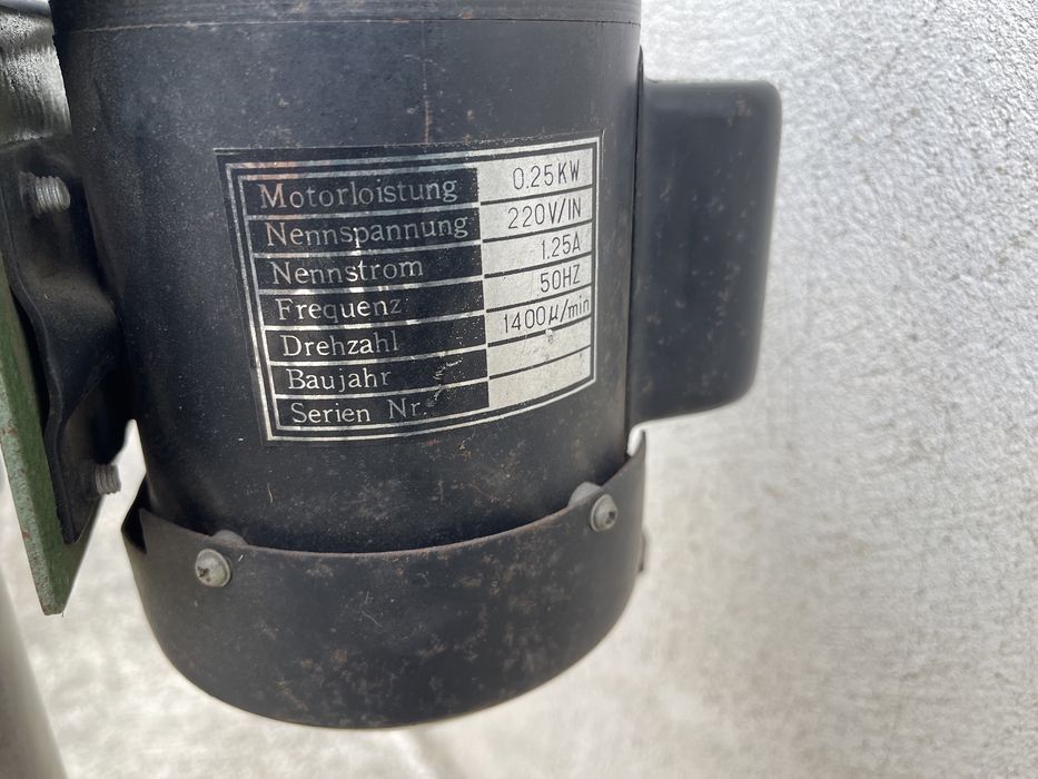 Bormasina banc bormasina cu coloana model vechi