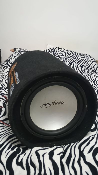 Subwoofere stații condensator