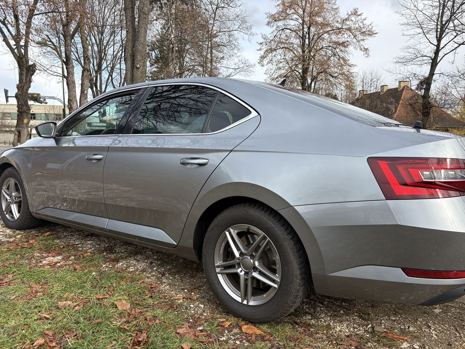 Vand Skoda Superb DSG