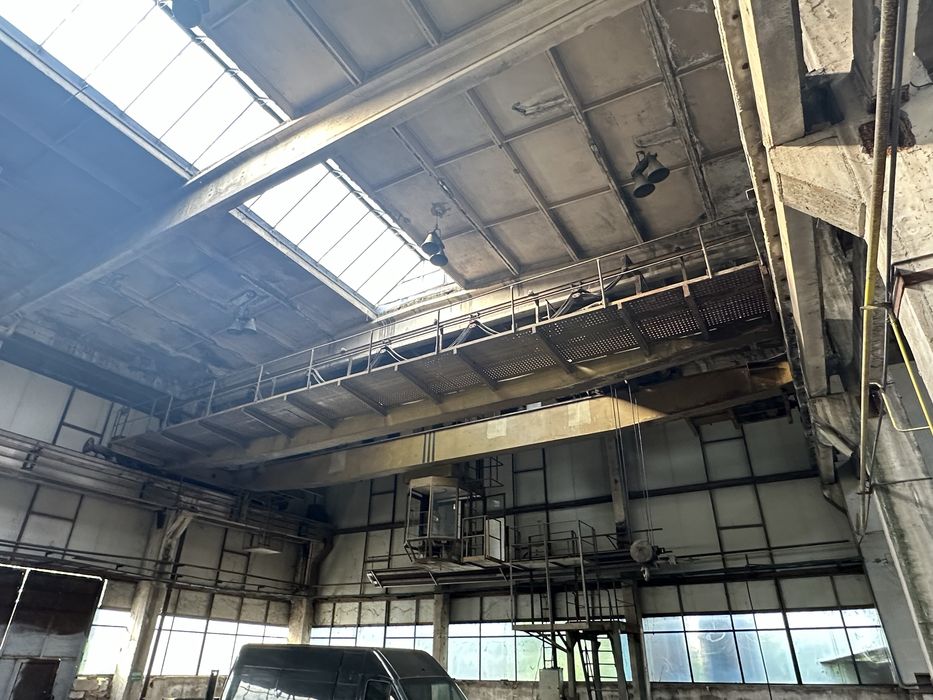 INCHIRIEZ hale CU POD RULANT /  diferite marim / Mini service cu eleva