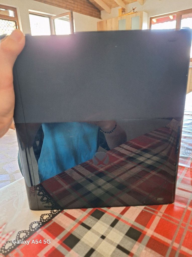 Продава се XBOX 360