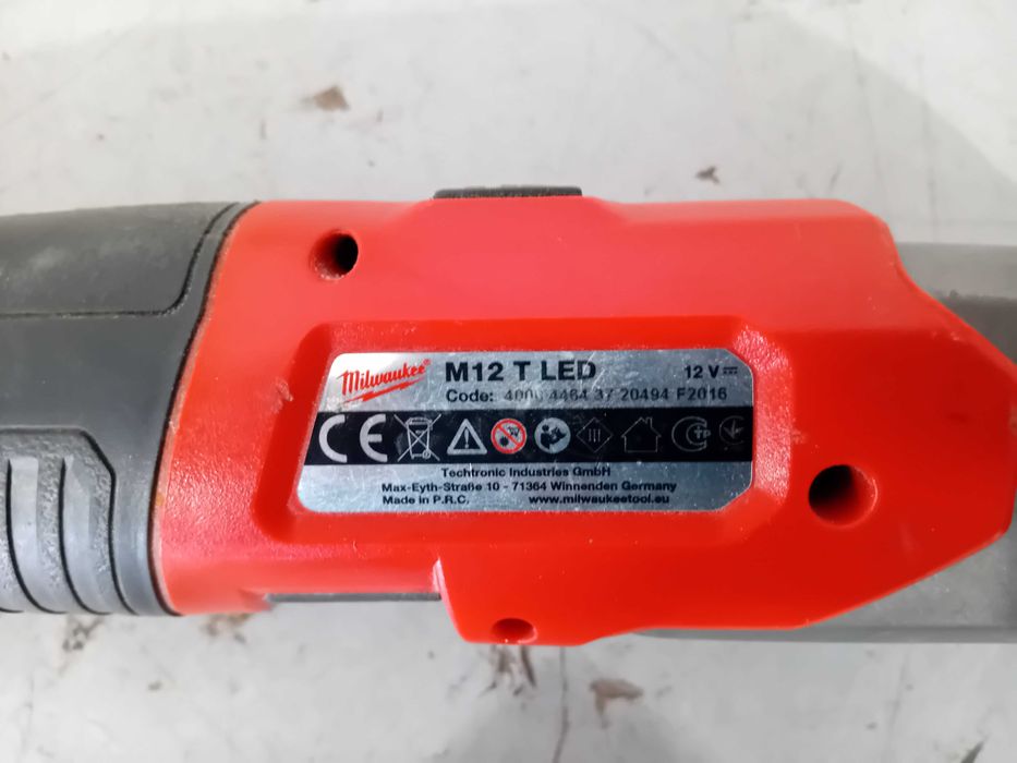 Фенер - LED Milwaukee M12TLED