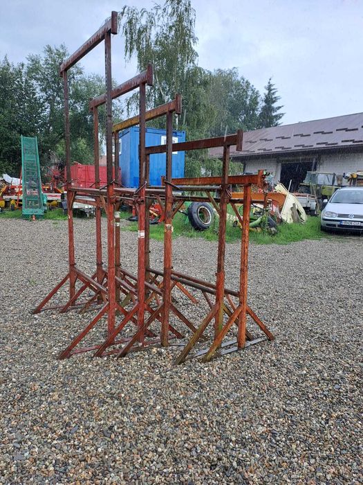 Capra - schela reglabila pivotanta, din metal 1.6 m - 3 m