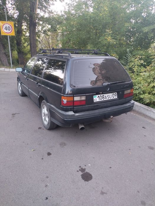 Продам пассат в3 универсал1992года
