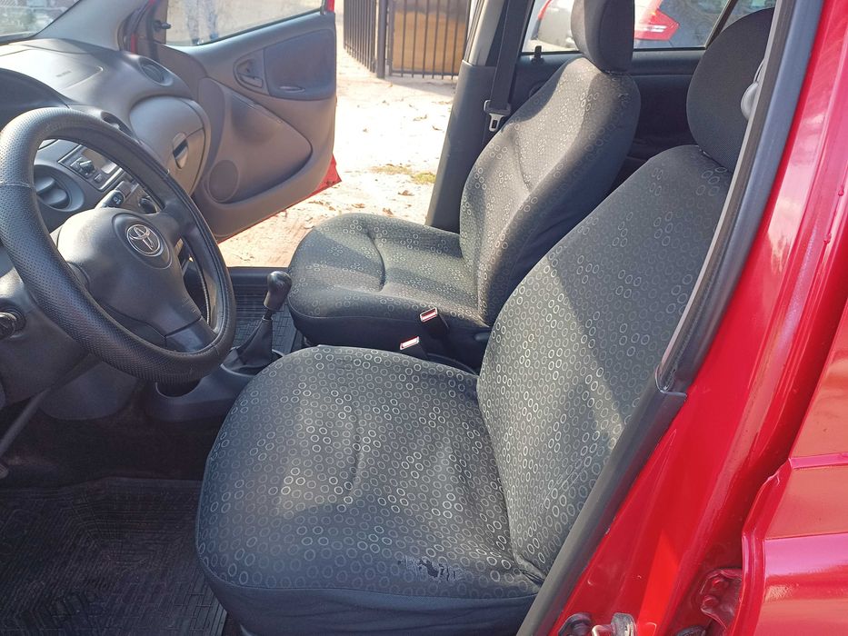Toyota Yaris 1.3 benzina