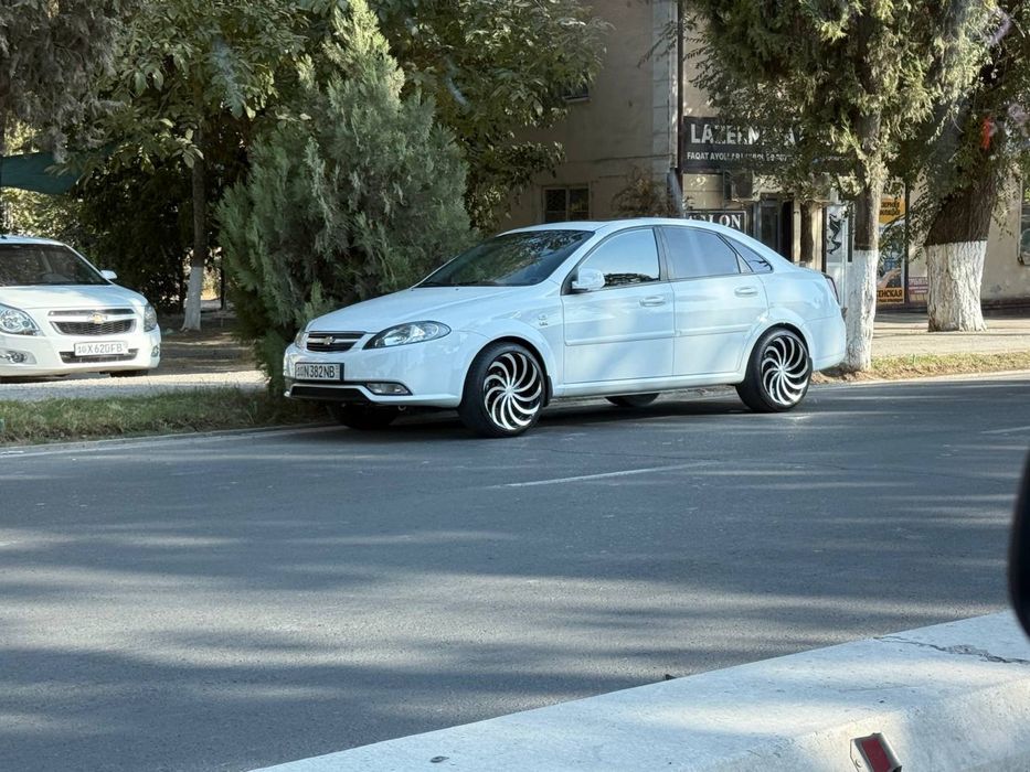 R18 diska balon sotiladi