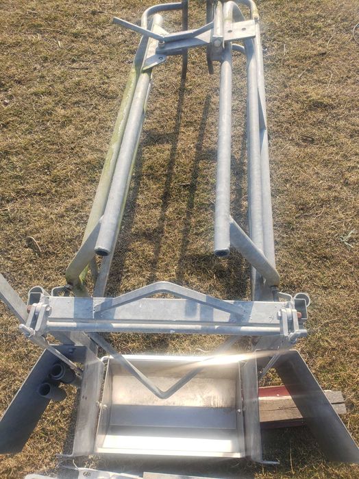 Vand boxe fatare scroafe si hranitori