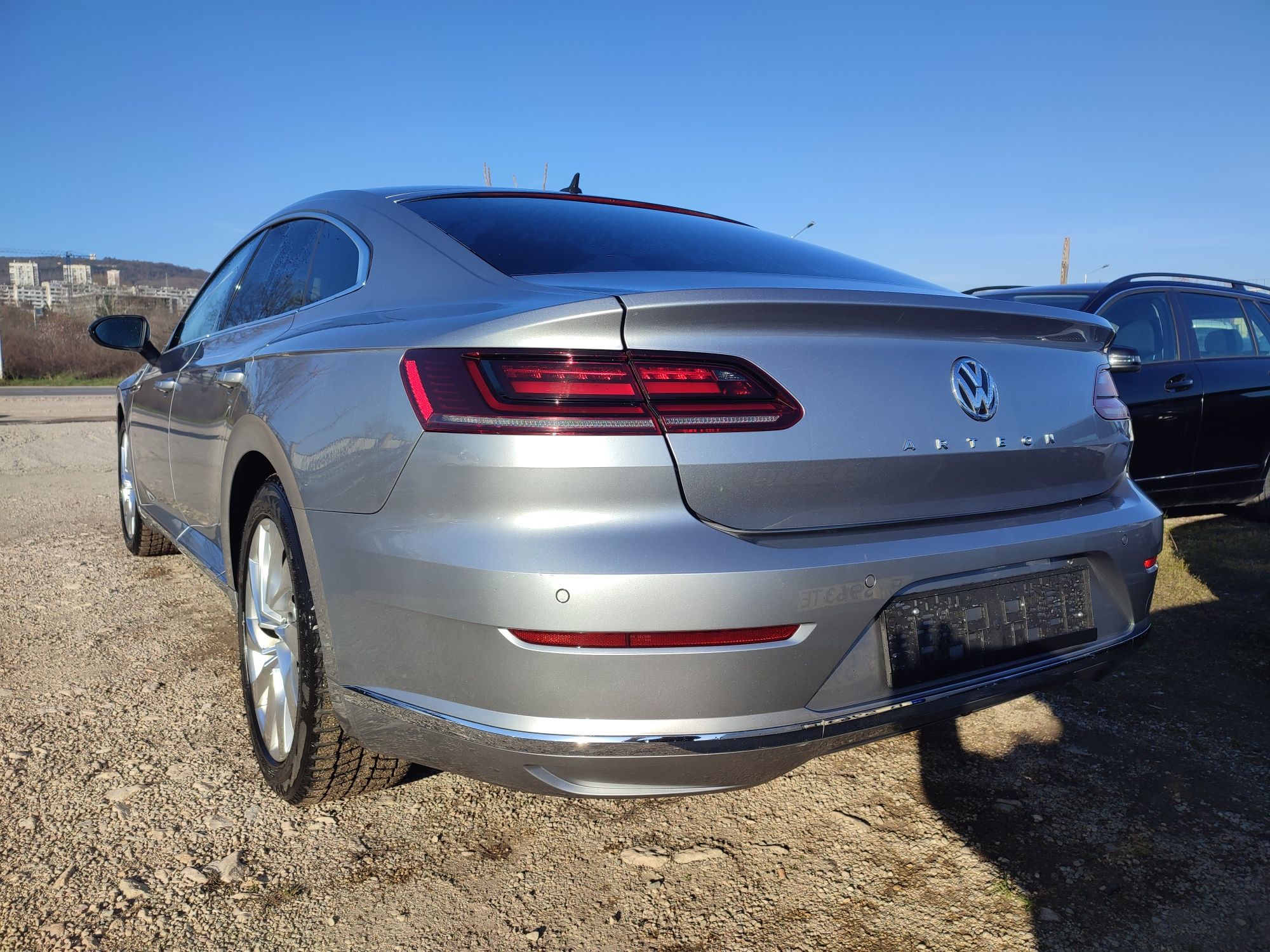 VW Arteon 2.0 D avtomat