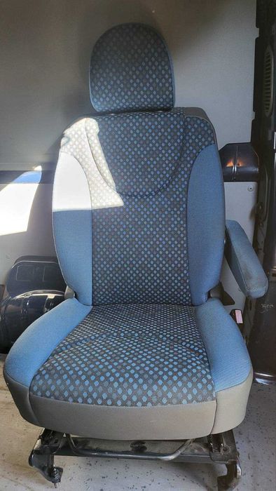 Пасажерска СЕДАЛКА