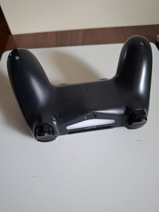 PlayStation 4 Sony Slim 500GB model CUH-2216A
