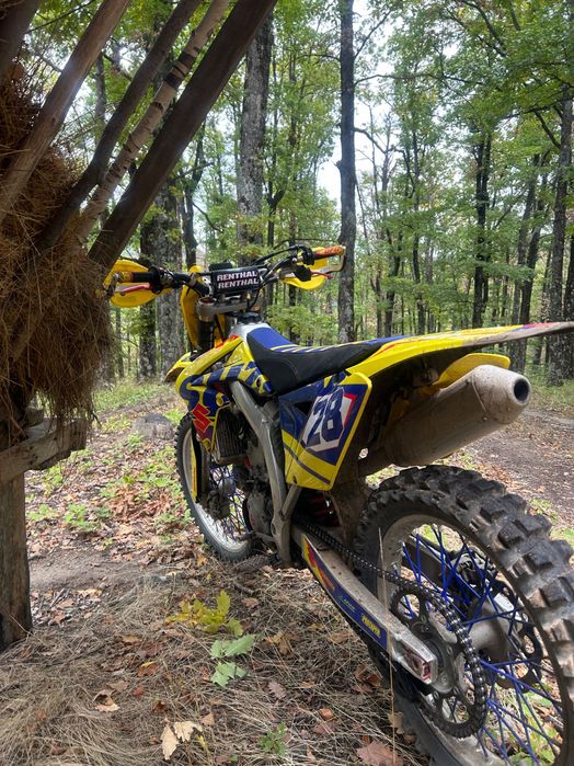 Suzuki RM-Z /2015