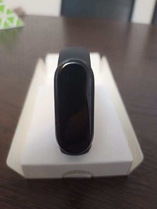 Продаю смарт часы фитнес-браслет mi band 6 ОРИГИНАЛ