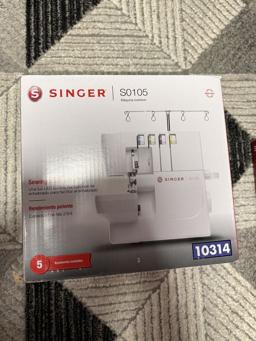 Masina de cusut singer