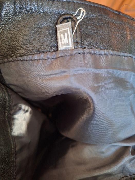 Fusta din piele naturala