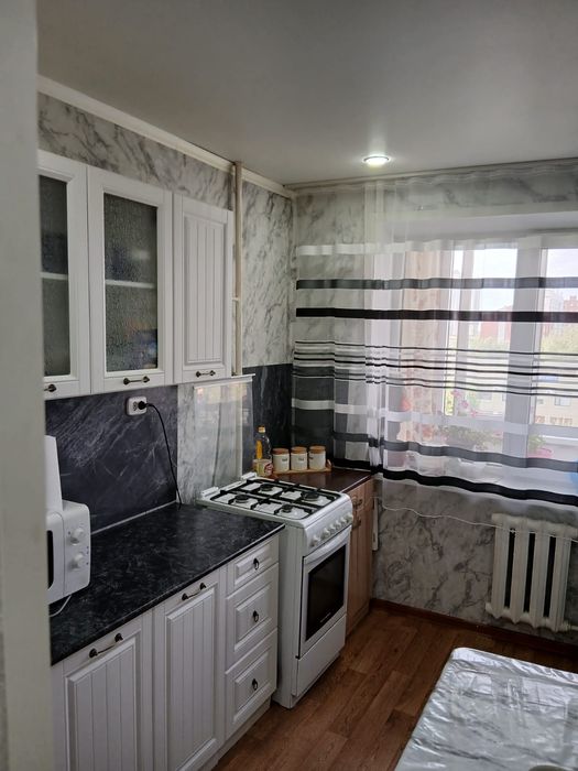 Срочно продается 3-комн. квартира в 4 мкр, торг