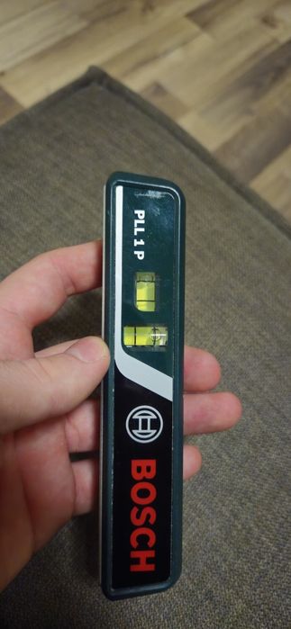 Laser nivela Bosch PLL 1 P