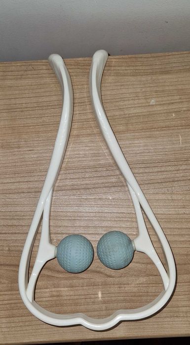 Aparat de masaj, manual cu 2 role