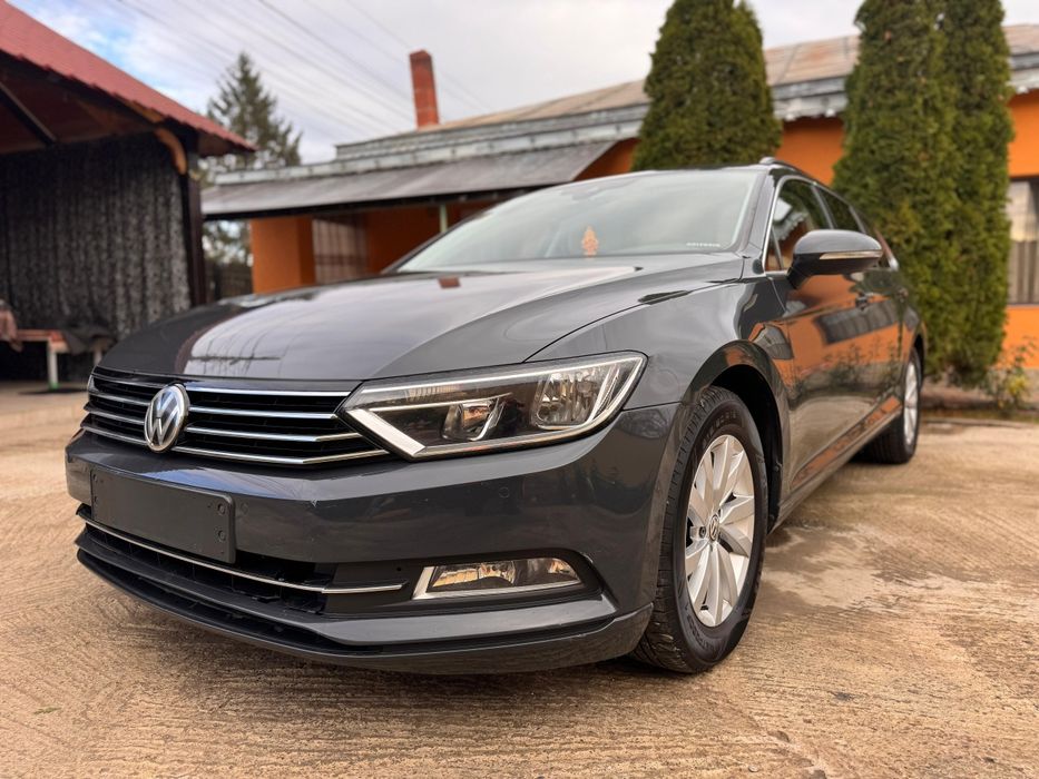 Volkswagen Passat B8 HighLine 2019 2.0TDi 150 CP E6