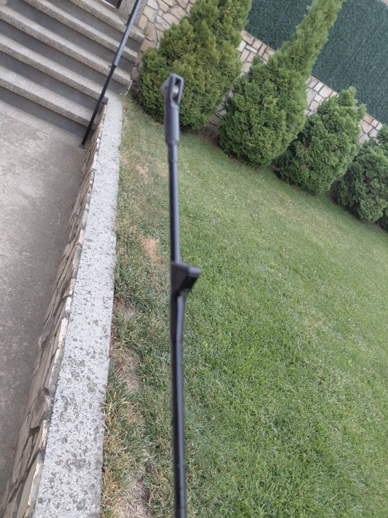 Въдица за рибов на сом Shimano beastmaster graphite BM 703050R 30-50l