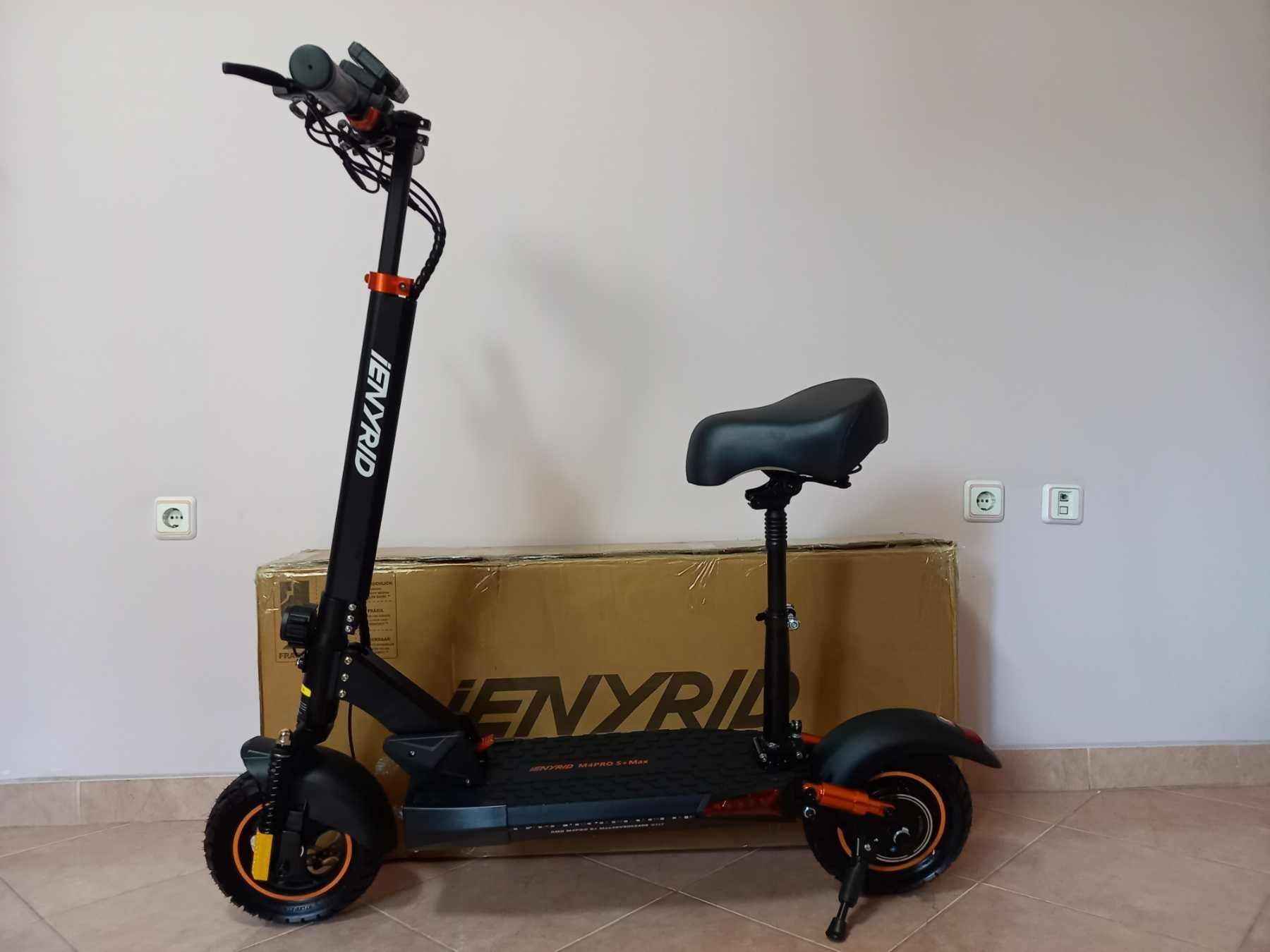 Електрически скутер/тротинетка със седалка iENYRID 800W 20AH