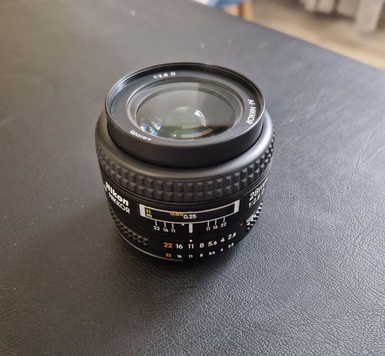 Obiectiv Nikon AF Nikkor 28mm f/2.8D