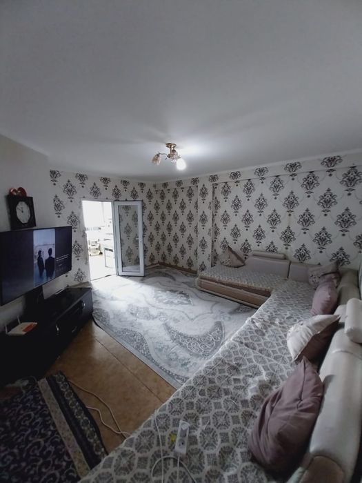 Срочно продам 2 комнату квартиру