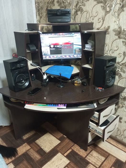 Компьютер стол хороший