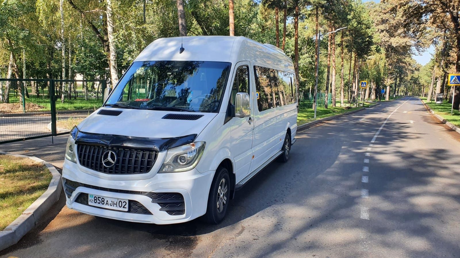 Аренда прокат трансфер межгород туры по городу mercedes Sprinter 21чел