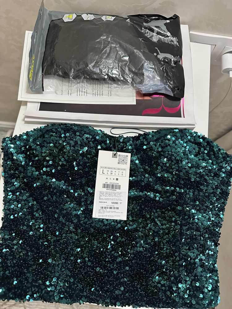 Корсет с пайеткамт от ZARA