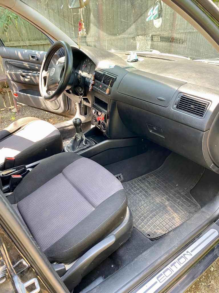 Volkswagen Golf 4
