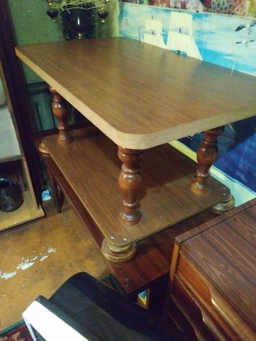 Продам Журнальный стол