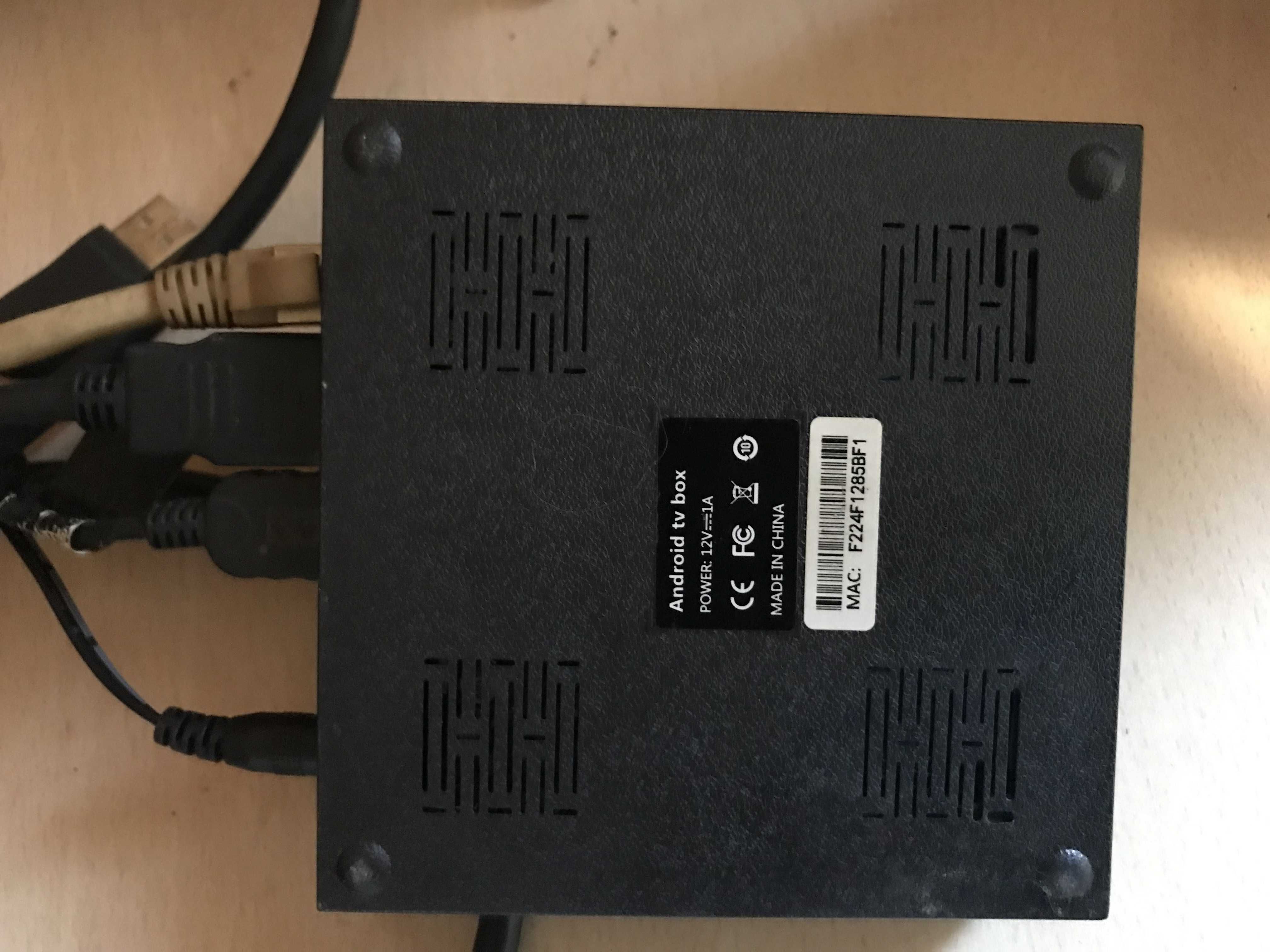 Q96MAX Android 11. Няма захранване и HDMI кабел!