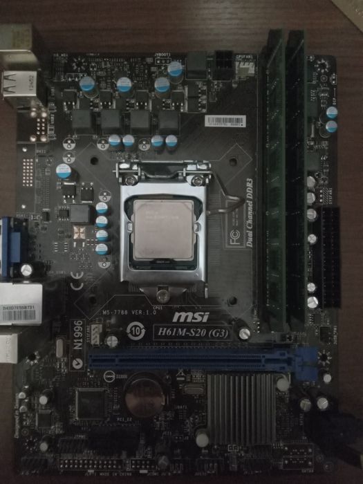 Материнская плата