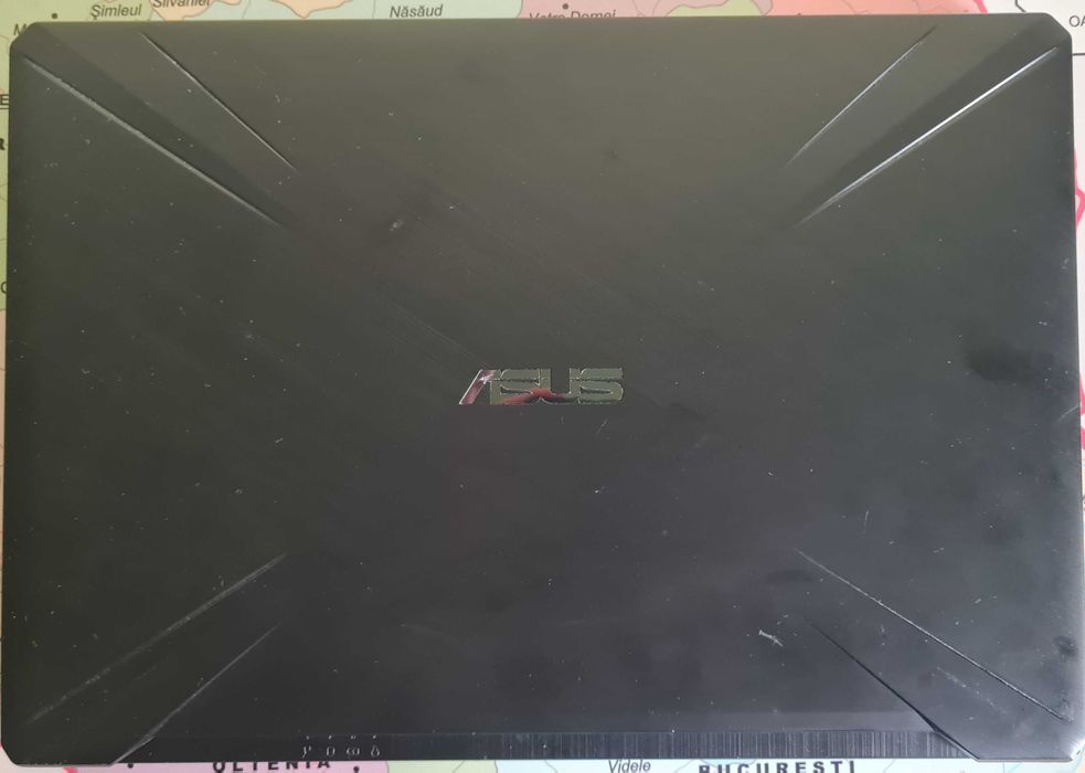 Laptop Asus TUF Gaming FX705DD AMD Ryzen7-3750H/ GTX 1050 3GB
