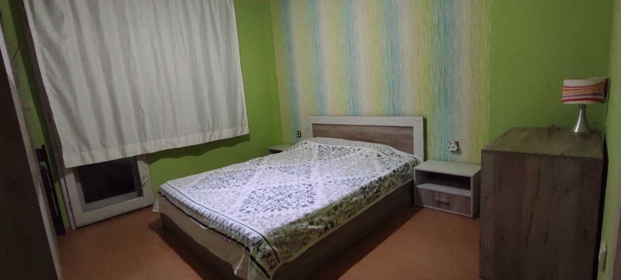 Дава се под наем Тристаен апартамент в Бургас, Зорница - 92 кв.м за 612 € - Снимка #5