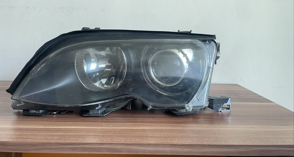 Ксенонов фар БМВ е46