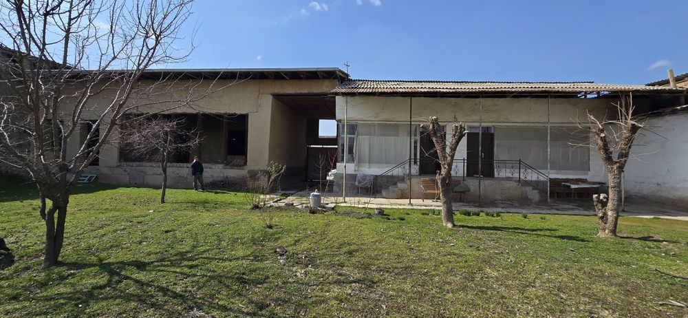 Ёр 14 сот  Зангиота район орен- т Тешик куприк Бодомзор махалла