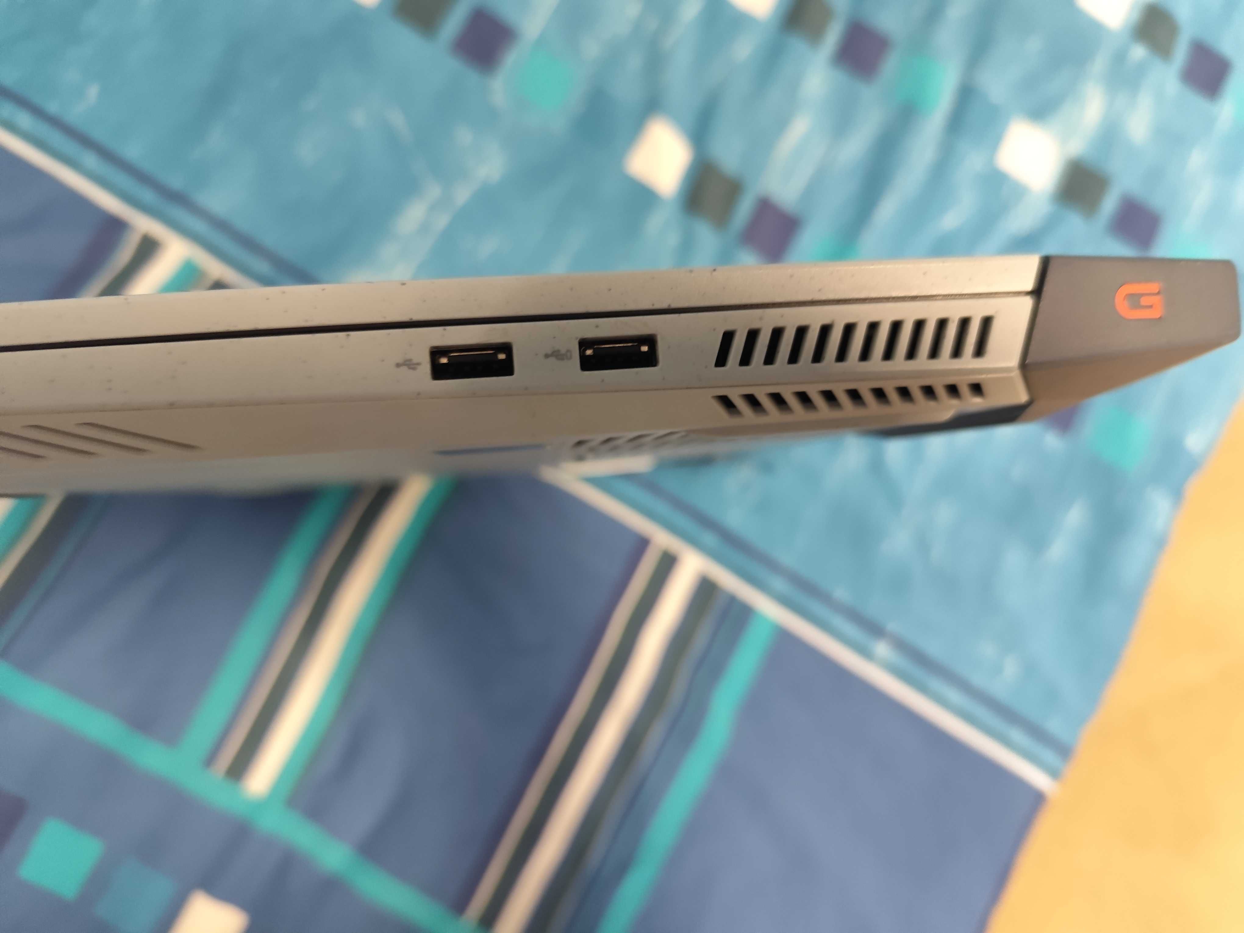 Лаптоп Dell G5 15 5511