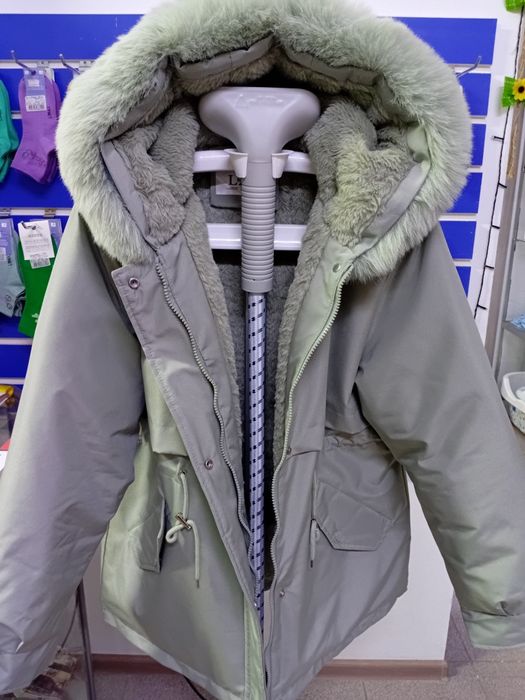 Продам зимнюю куртку