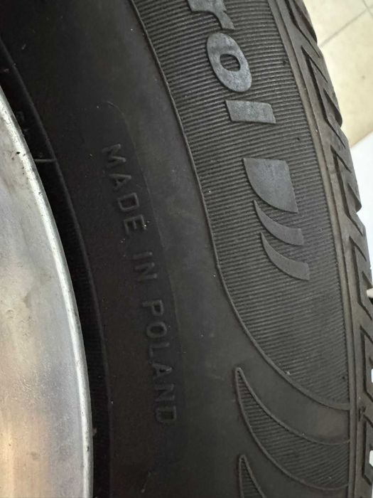 Cauciucuri iarna 195/65 R15