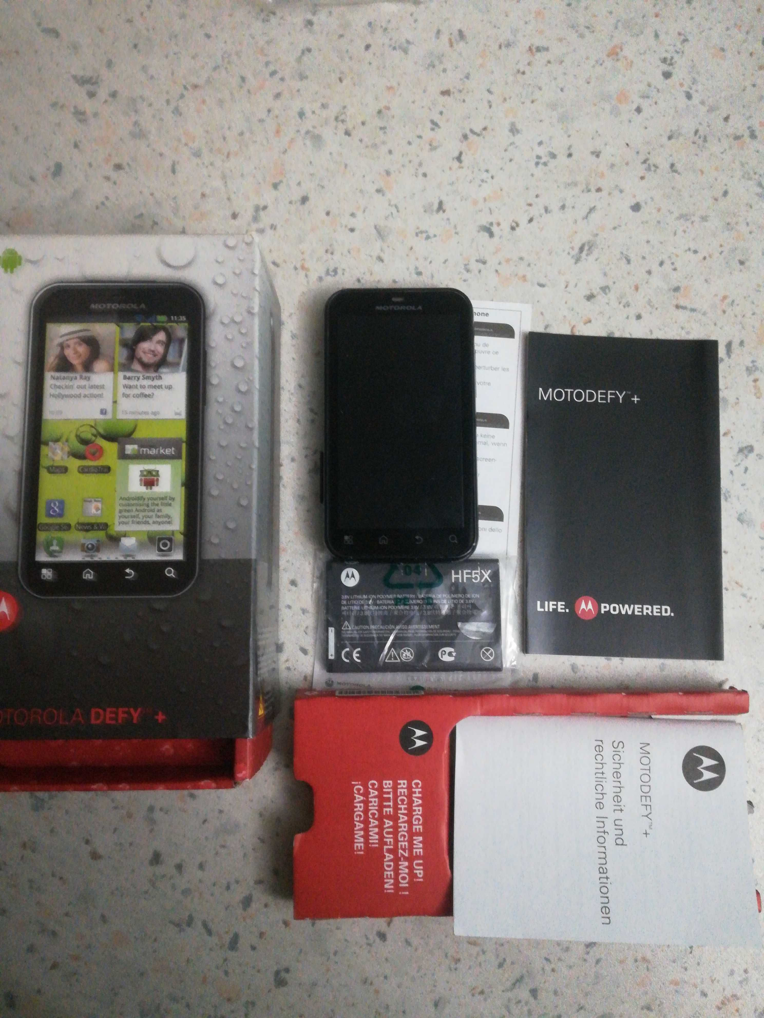 Motorola defy+ от 2011 година