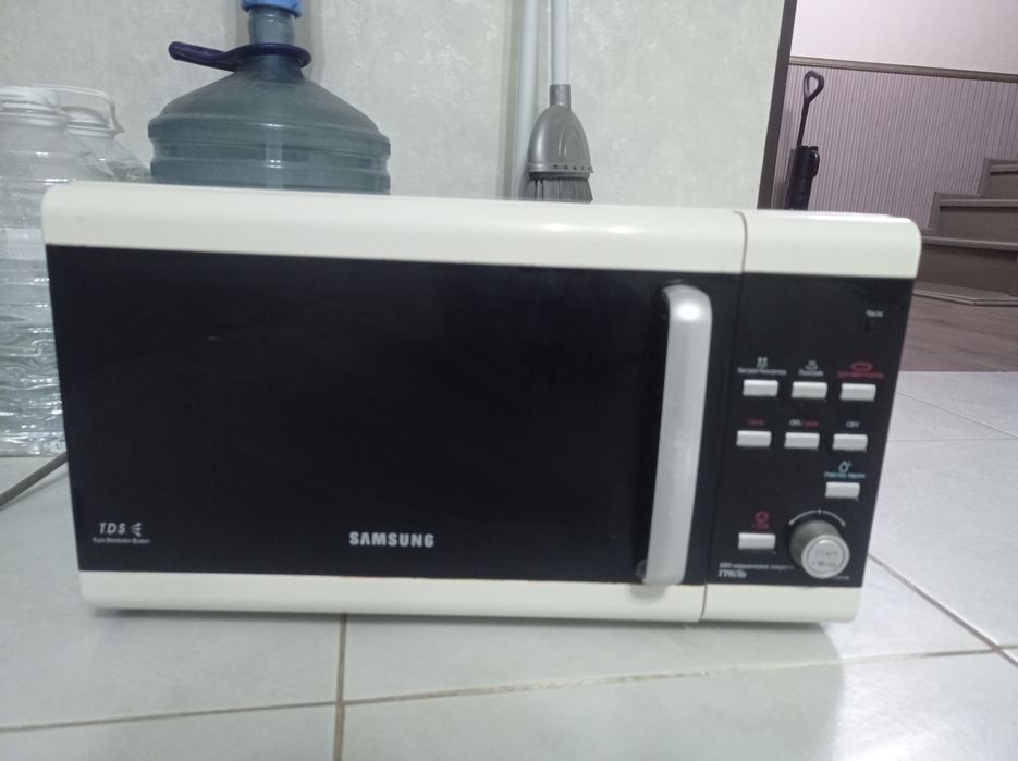 Микроволновая печь