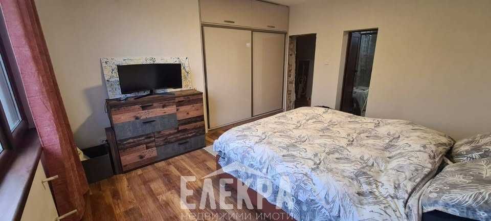 Продава се Къща в Варна, Център - 159 кв.м за 1101 €/кв.м - Снимка #6