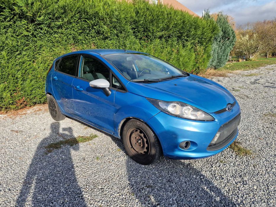 Ford Fiesta Titanium 1.6tdci euro5 2011