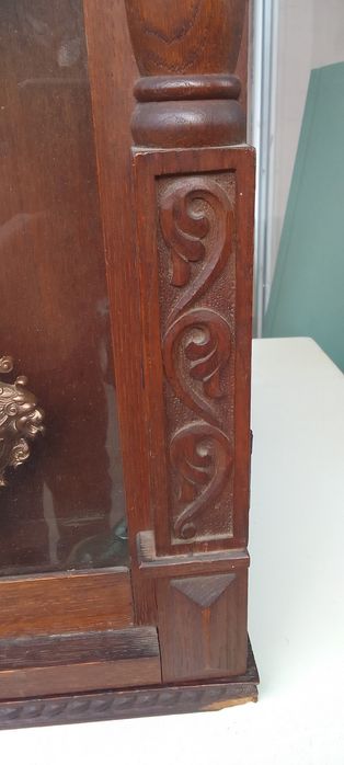 Ceas de perete cu pendul vechi