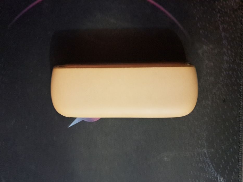 Vand Iqos iluma cu ușoare urme de uzura