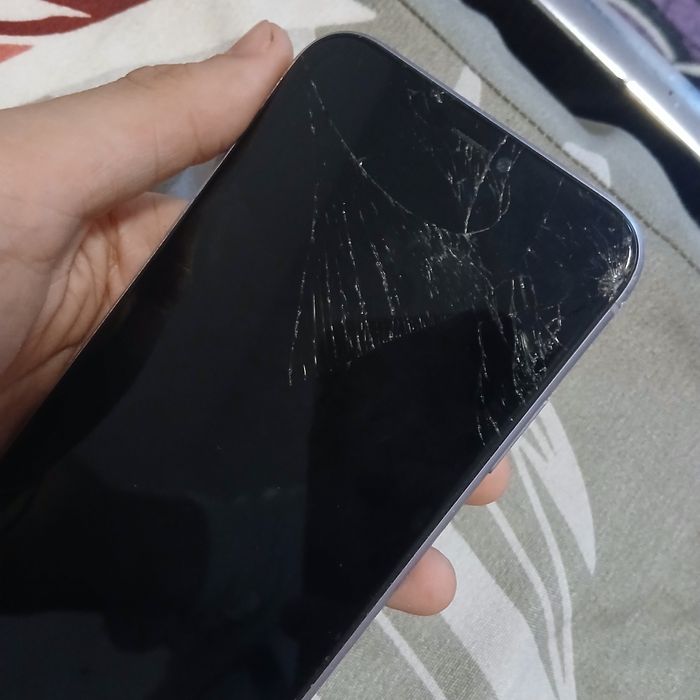 Iphone 11 vand urgent