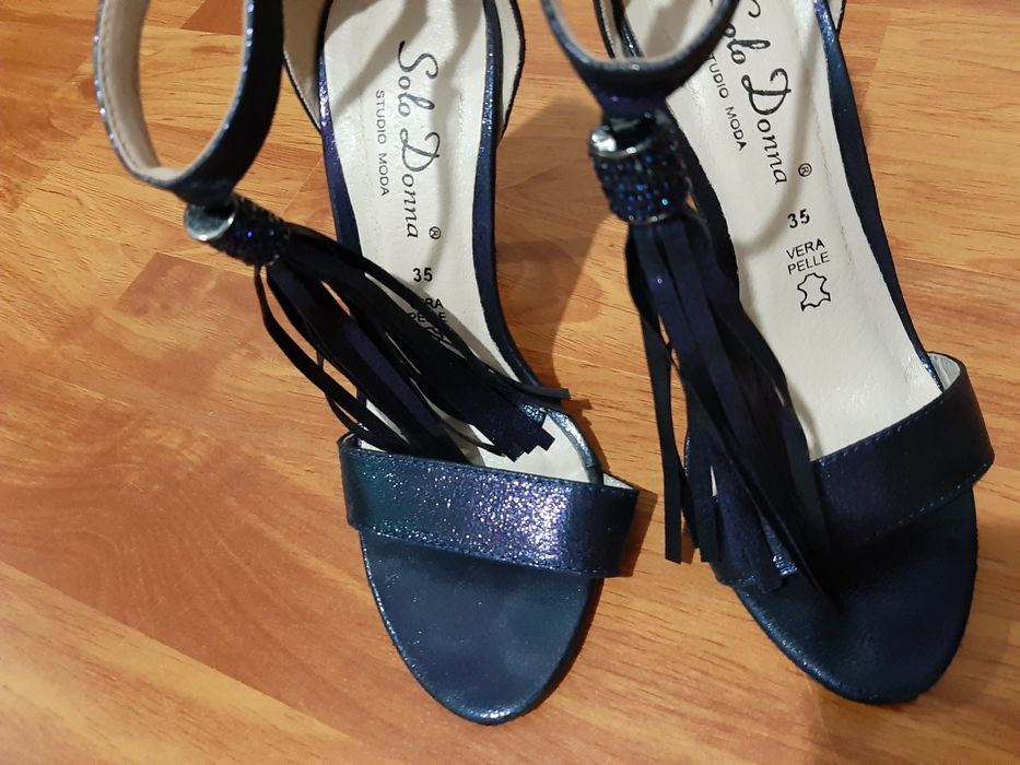 Set sandale piele marimea 35-36 si poseta Benvenuti